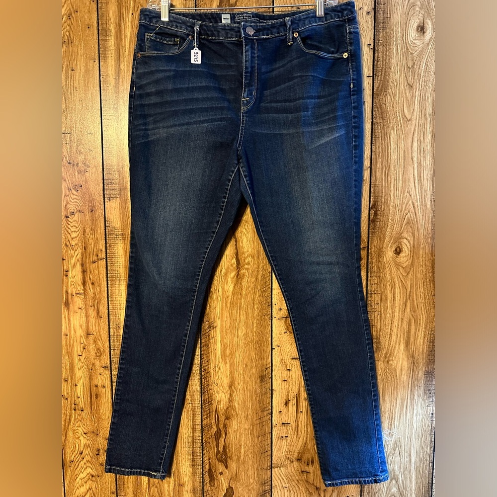 GUC Mossimo denim jeans. Size 18L women’s.